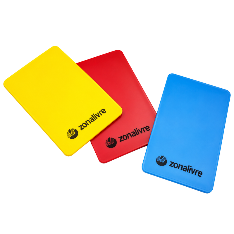 Cartões de árbitro, jogo com 3 cartões de plástico. Sendo um vermelho, um amarelo e um azul.
